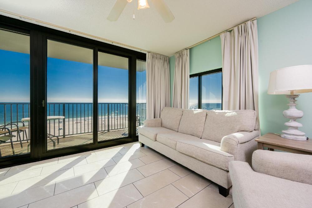 Suite – Gulf Front interior